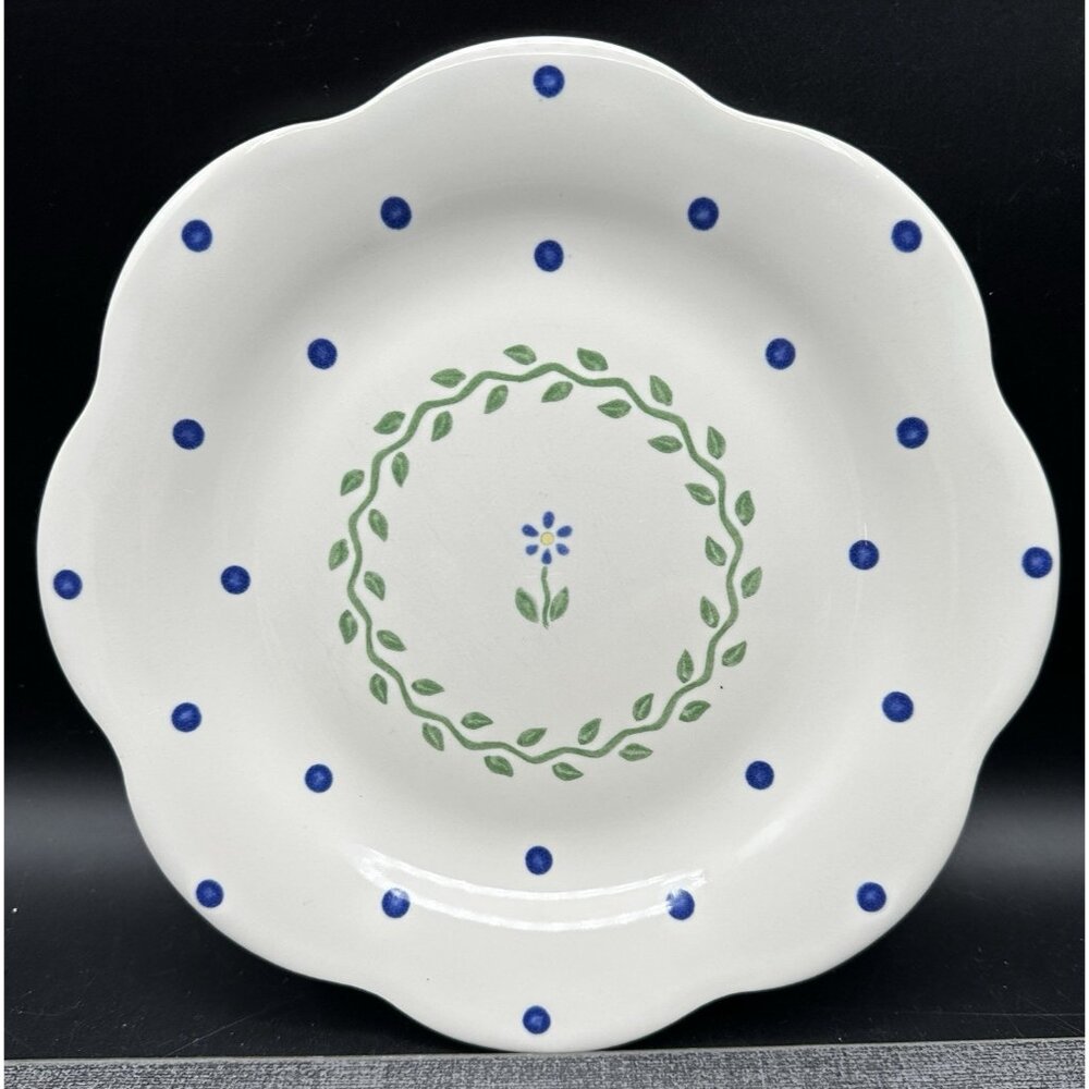 Pfaltzgraff CLOVERHILL FLORAL 8 3/4" Salad Plate Scalloped Edge USA Discontinued
